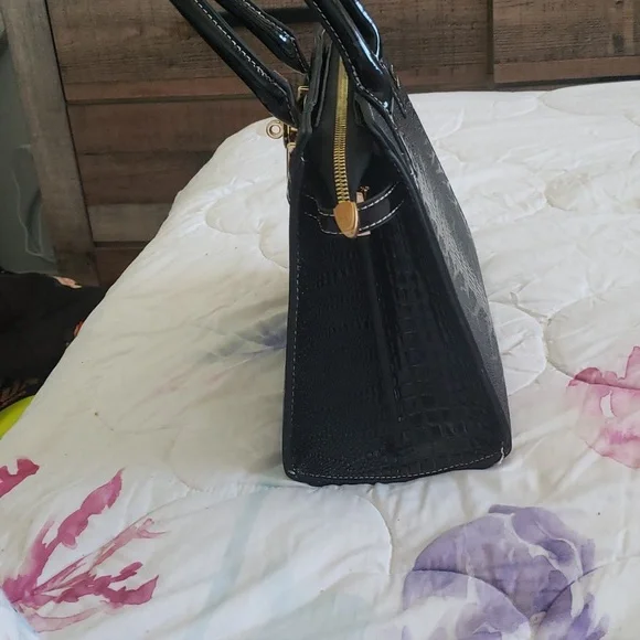 Small Black Purse - Picture 5 of 14